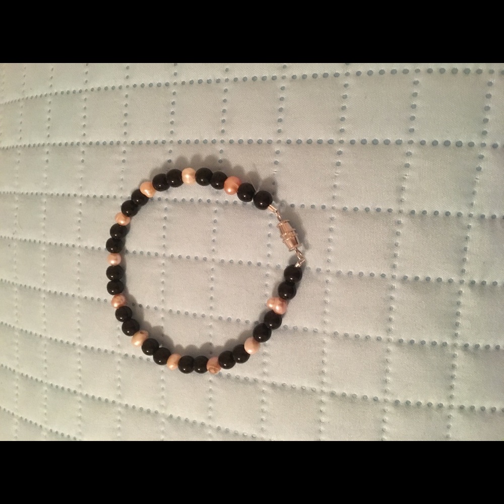 Pearl and Black Bead Bracelet